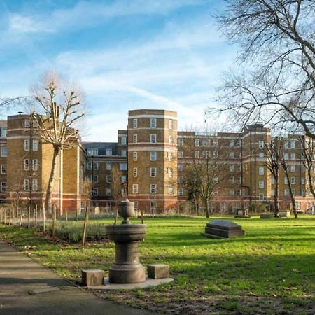 Langton Close House, Лондон Екстериор снимка